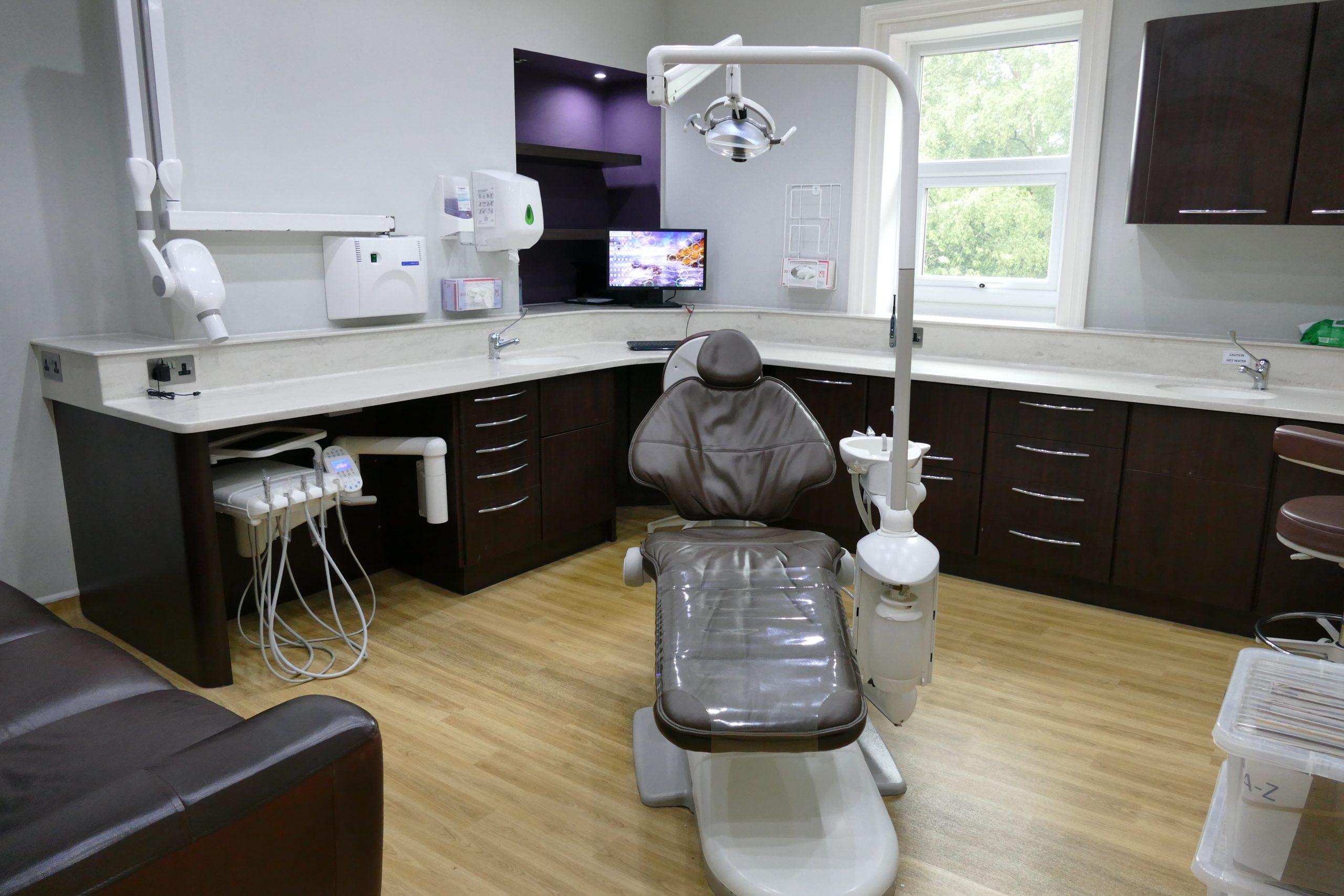 Dentist chair